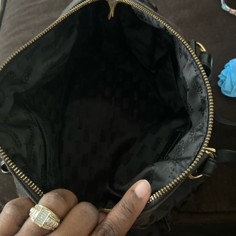 Black Michael Kors Crossbody - Picture 1 of 4